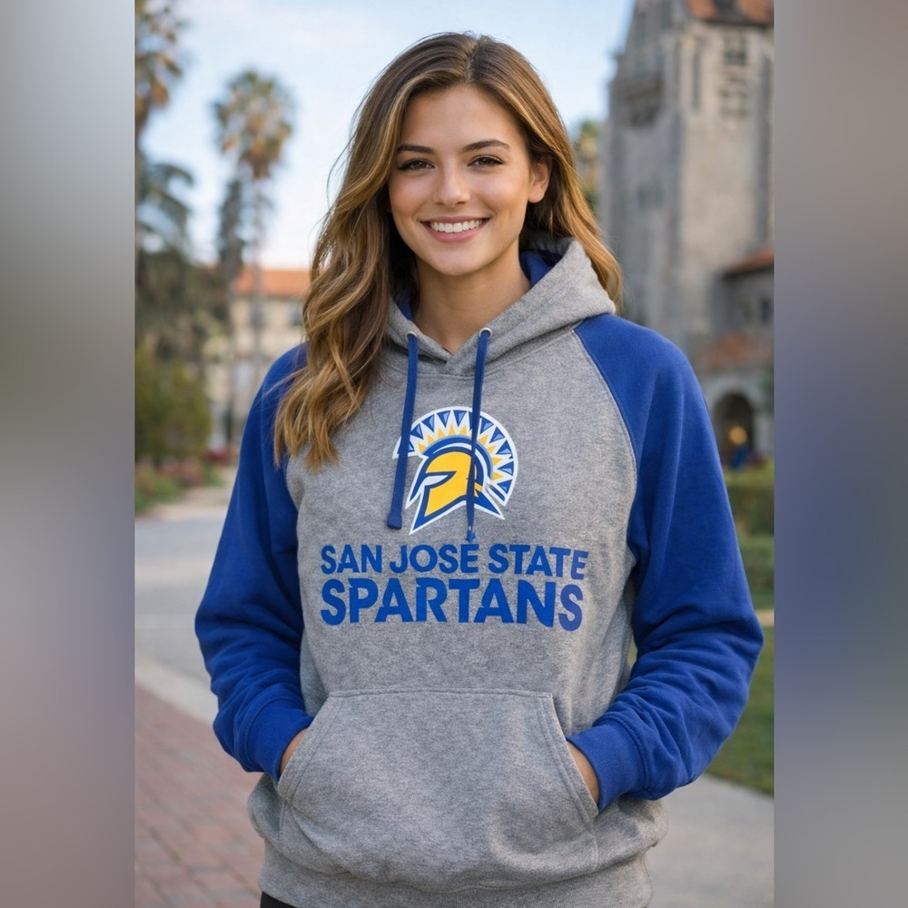 EUC San Jose State Spartans Sweatshirt hoodie W size small. No spots or flaws.